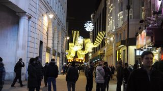 ユニークな通り！！