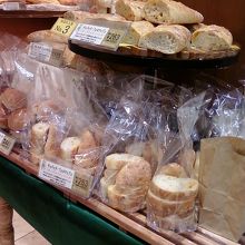 チーズ入りでリーズナブル。