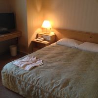 ダブルベッド。