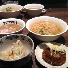 つけ麺と、中華セットで満腹