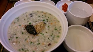 今回は明洞店で。