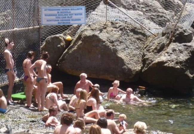 イスキア島の天然露天風呂「ソルジェート」は穴場です♪