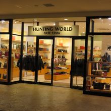 珍しいハンティング・ワールドのアウトレット