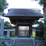 苦にして史跡になっている落ち着いたお寺