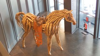 おしゃれなショップが入っています。