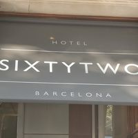 メイン通りにあり何をするにも便利