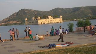 夕暮れ時に来ると良さそうです