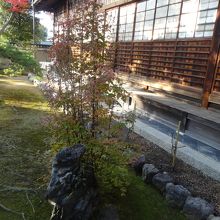 閉寺ギリギリに入ったので、帰るときには本堂の外側は閉じられて