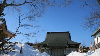 紋別市役所の北側にあるお寺