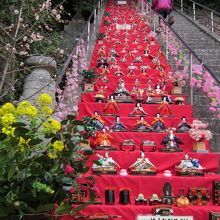 階段のおひなさま