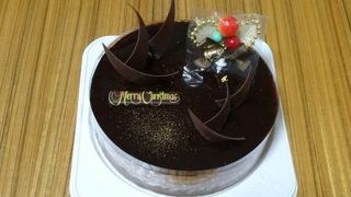 チョコムースのホールケーキがとっても美味しかったです！