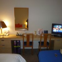 テレビ　湯沸しポット　コーヒー＆紅茶　ドライヤー　冷蔵庫なし