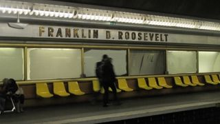 フランクリンルーズベルト駅　１番線と９番線の交差点