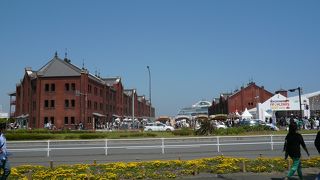 赤レンガ倉庫でショッピングしました