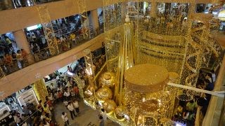 おみやげを買うのに便利