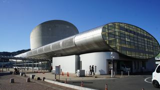 ターミナルの中にあるうどん屋さんは、地元でもけっこう有名です