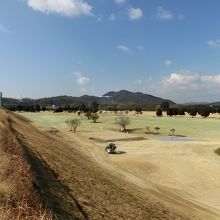 福岡城址跡と戦跡は右の川のほうにあるようだ