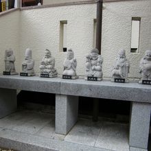 七福神の像