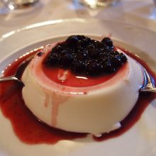 私も母親も大絶賛だったパンナコッタ!　また食べたい♪