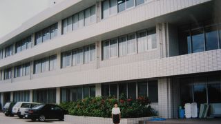 台風シーズンによくテレビで放映される