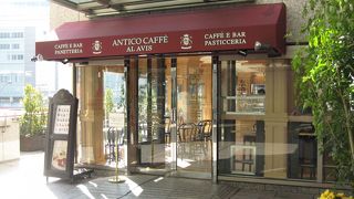 お洒落なカフェ