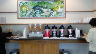 名残惜しさ満載のラウンジでの時間