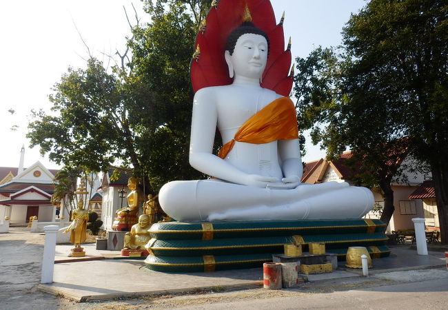 Wat Mani Chonlakhan