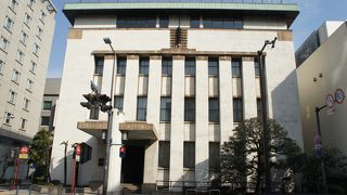 ちょっと個性的な印象です