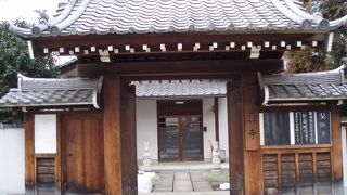 寛文元年（１６６１年）創建の歴史ある御堂で～す。