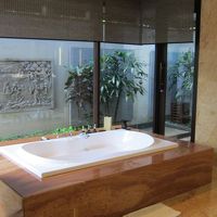 バスタブで。テレビ見ながらのんびり入れます♪