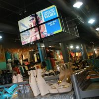 ジーンズ ウエアハウス (アラモアナ センター店)