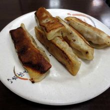 牛肉鍋貼（1個8元）