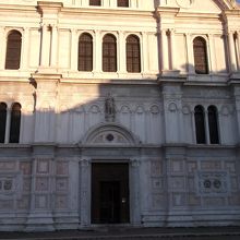 サンザッカリア教会