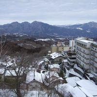 部屋からの眺望は最高！伊香保温泉街や赤城山が見えます