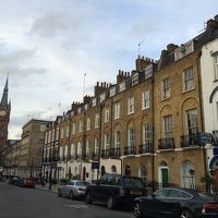 駅には近いです。