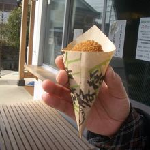 小ぶりコロッケ。