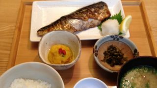 お出汁で有名な 椒房庵さんの飲食店