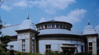 郵便局とは思えない美しい外観