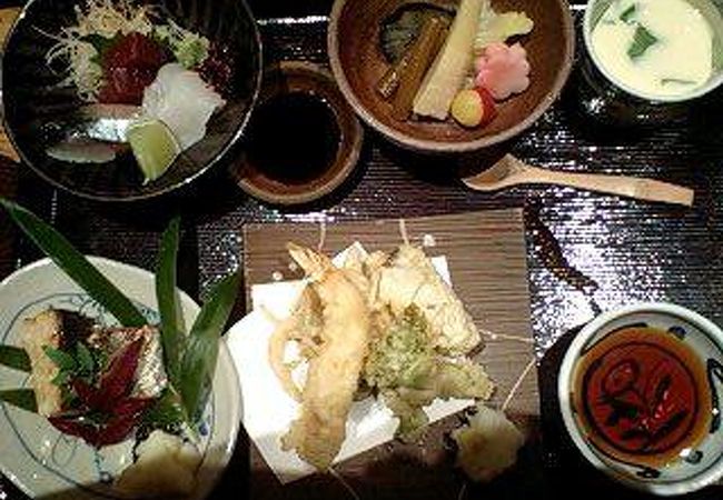 平日でも大人気店！