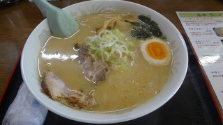 地元のラーメン屋はうまい！！