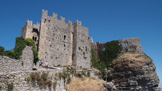 エリチェのシンボル