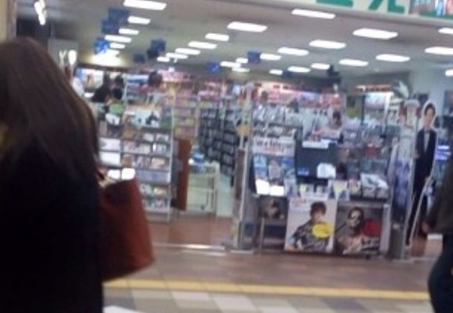 地下街にあるCDショップ。