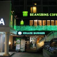 ホテルの1階にはハンバーガーショップがあります。