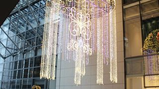 豪華なイルミネーション