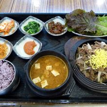 宮中プルコギ定食 ?１３，０００−＝￥１，１９６−