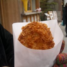 アツアツ松坂牛コロッケ！