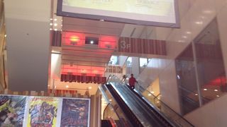 映画館が良い。