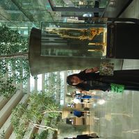 ロビーでの一枚