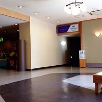 地下の温泉への入り口