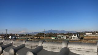 冬のよく晴れた日は富士山や大山の山並みがよく見える